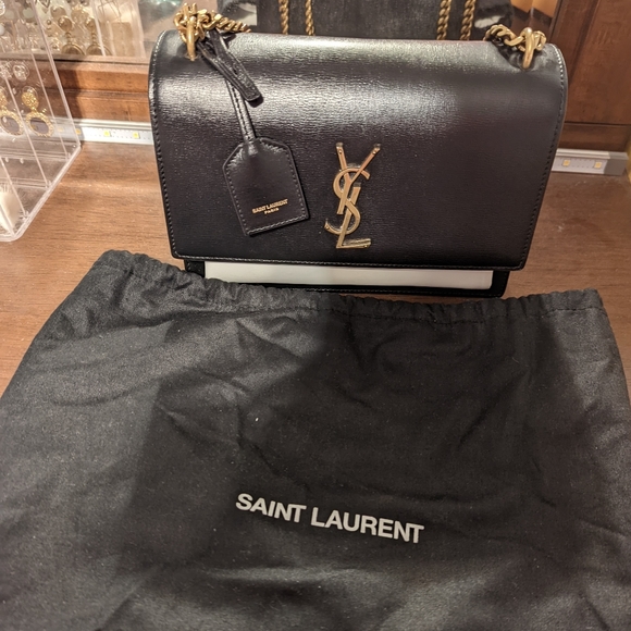 Saint Laurent  medium Monogram bag - Picture 2 of 5